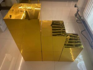 Set Of 3 Gold Rectangular Metallic Mirror Stands