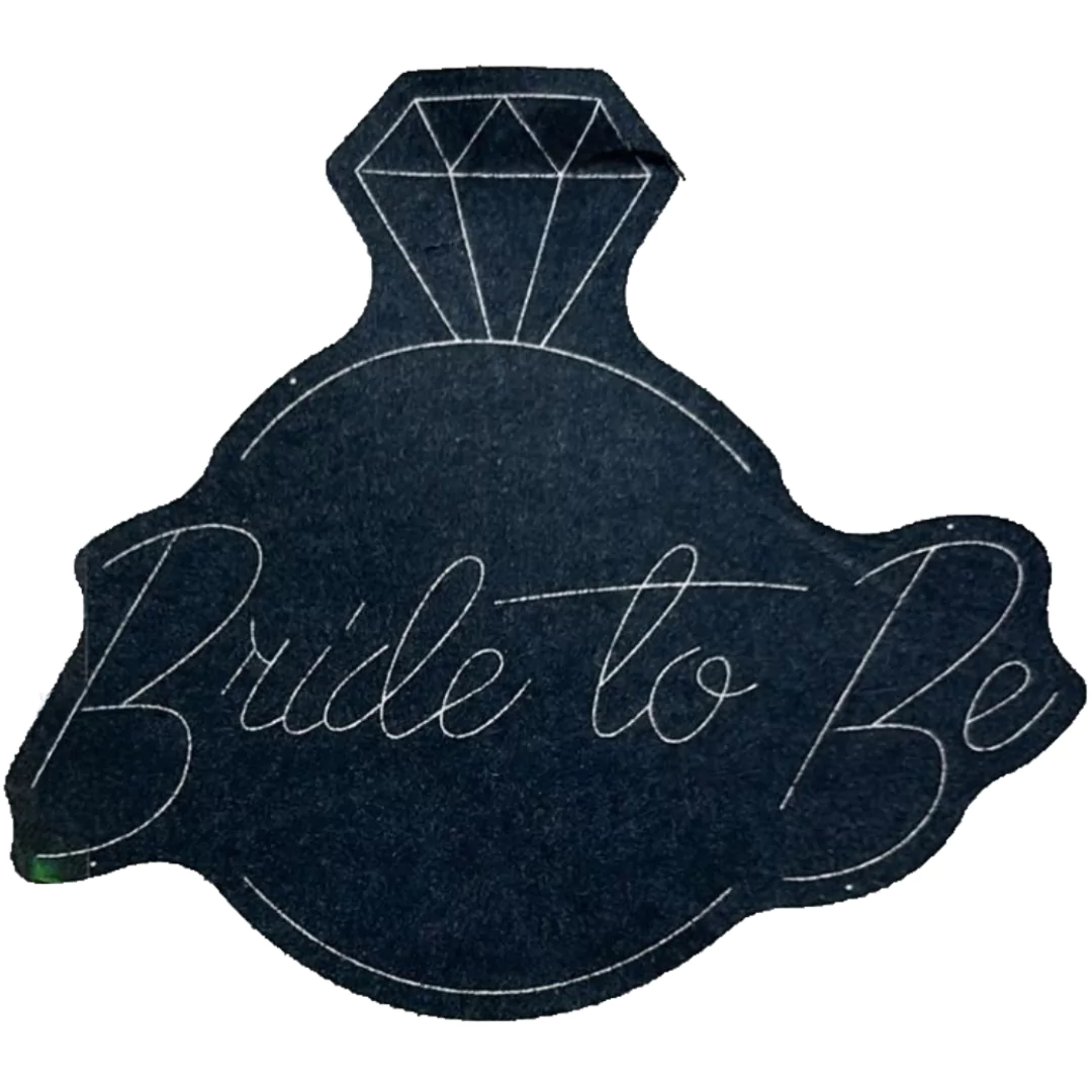 bride-to-be-neon-sign-with-diamond-ring-at-the-top-cool-white-671a2c8d6a1dc.webp