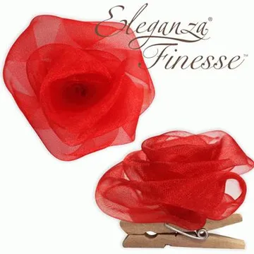 Oaktree Finesse Clip Roses Red