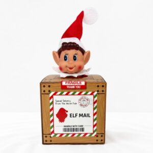 9cm x 9cm Wooden Elf Arrival Box (1)